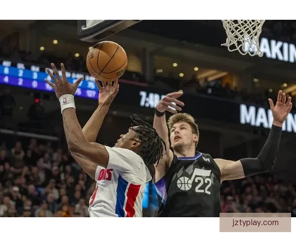 贝利三分轰33+9+7爵士大胜雄鹿终结四连败雄鹿近12场仅2胜